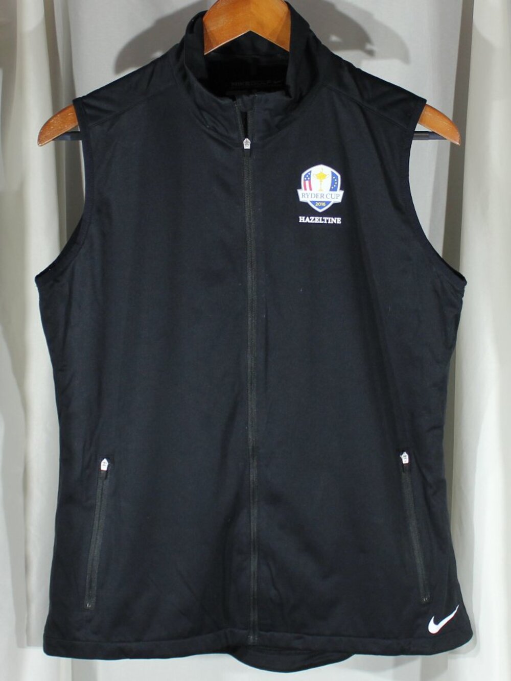Nike golf vest featuring a 2016 Ryder Cup Hazeltine logo - Size M